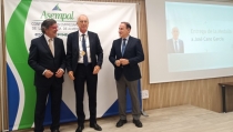 ASEMPAL entrega la Medalla de Oro de la asociaci&oacute;n a Jos&eacute; Cano Garc&iacute;a