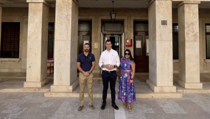 El alcalde de N&iacute;jar reclama al Gobierno medidas contra las narcolanchas