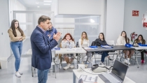 Roquetas de Mar pondr&aacute; en marcha 60 proyectos de empleo para menores de 30 a&ntilde;os