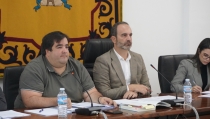 Carboneras remunicipaliza la limpieza de parques, jardines y playas