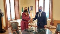 Alumnos de la UAL realizar&aacute;n pr&aacute;cticas en la Delegaci&oacute;n de la Junta de Andaluc&iacute;a