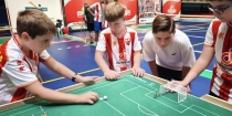 El f&uacute;tbol de mesa gana aficionados en Almer&iacute;a con su II Torneo de Feria