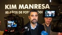La obra de Kim Manresa en una exposici&oacute;n de 77 fotograf&iacute;as
