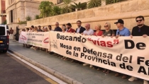 La Mesa del Ferrocarril denuncia el mal servicio de tren de Almer&iacute;a