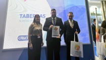 Tabernas recibe en FITUR la insignia como nuevo Pueblo M&aacute;gico de Espa&ntilde;a