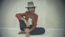 Leiva pasar&aacute; con su gira 'Cuando te muerdes el labio' por Roquetas de Mar