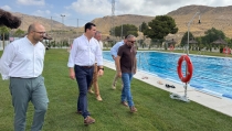 N&iacute;jar estrena la piscina municipal tras las obras de mejora y optimizaci&oacute;n