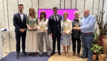 Moj&aacute;car presenta su campa&ntilde;a tur&iacute;stica y entrega el Indalo de Oro en Madrid