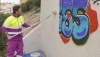 El Ayuntamiento limpia 8.000 metros cuadrados de pintadas vand&aacute;licas en 2025