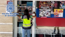 Clausuran un centro ilegal de tatuajes y piercings en Almer&iacute;a