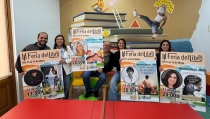 &Aacute;ngela Banzas, Luc&iacute;a mi pediatra y Blue Jeans, en la Feria del Libro de Albox