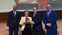 Terraza Carmona y Jos&eacute; Visiedo, premiados en la III Gala de la Hosteler&iacute;a Andaluza