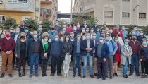 Juan Antonio Lorenzo junto a alcaldes y militantes tras presentar su candidatura.
