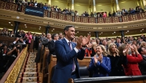 Pedro S&aacute;nchez, investido presidente del Gobierno con 179 votos a favor